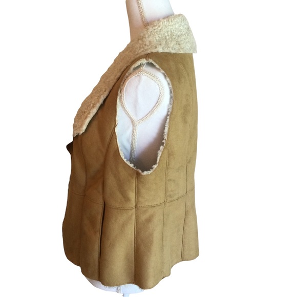 Talbots Faux Leather Sherpa Vest - Picture 2 of 7